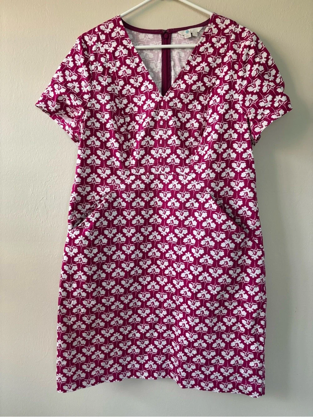 Boden Women’s Size 14 R Dress Pink And White Floral V Neck Pockets